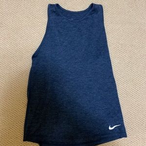 Nike workout top